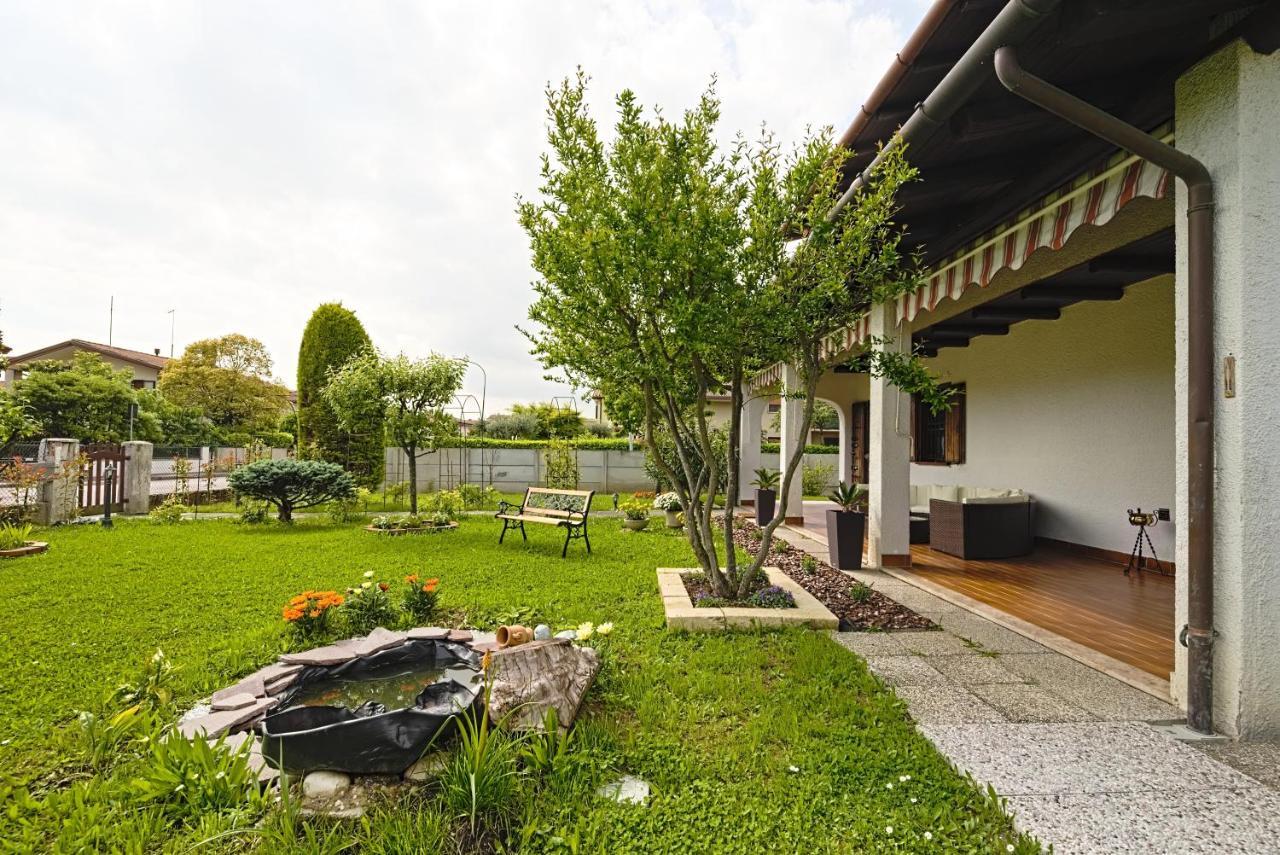 Вилла Vecchia Favola House Куарто-д'Альтино Экстерьер фото