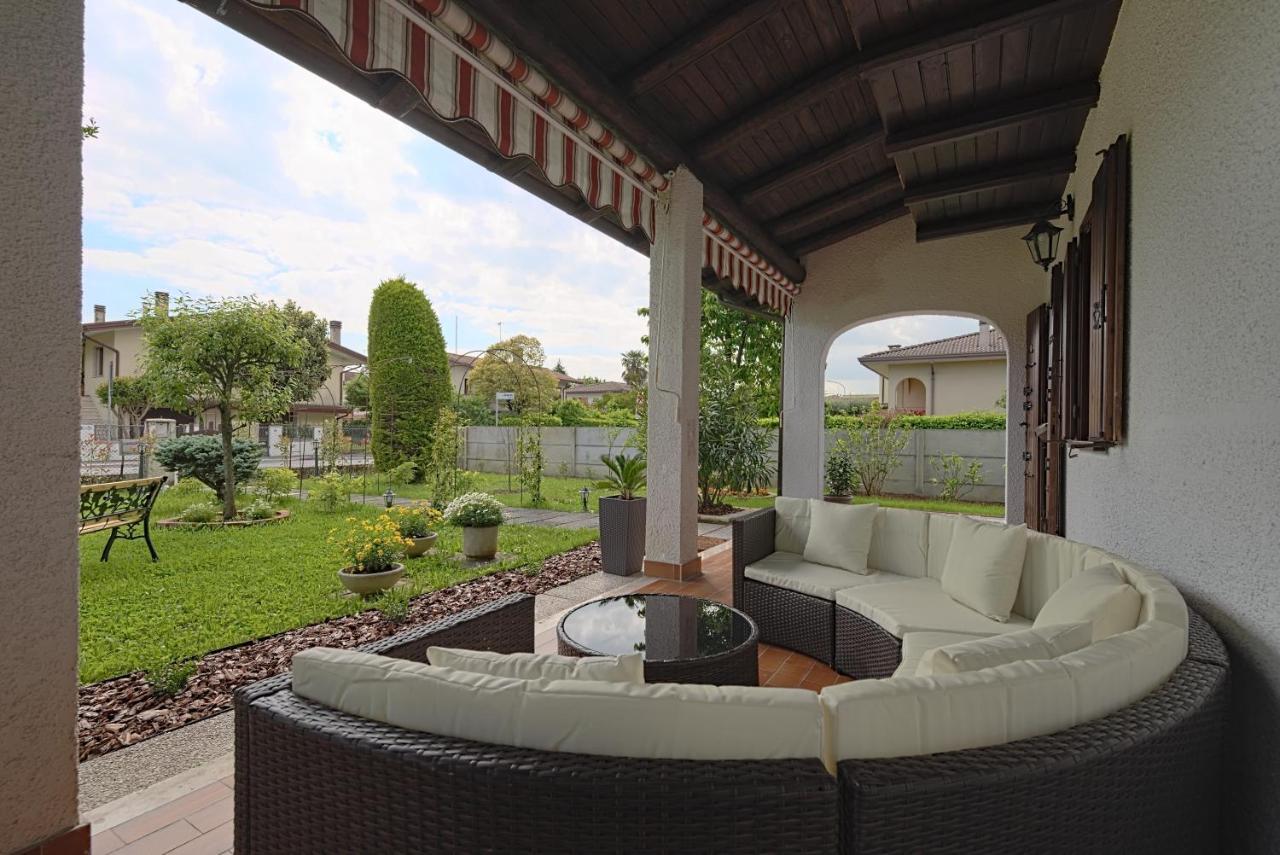 Вилла Vecchia Favola House Куарто-д'Альтино Экстерьер фото