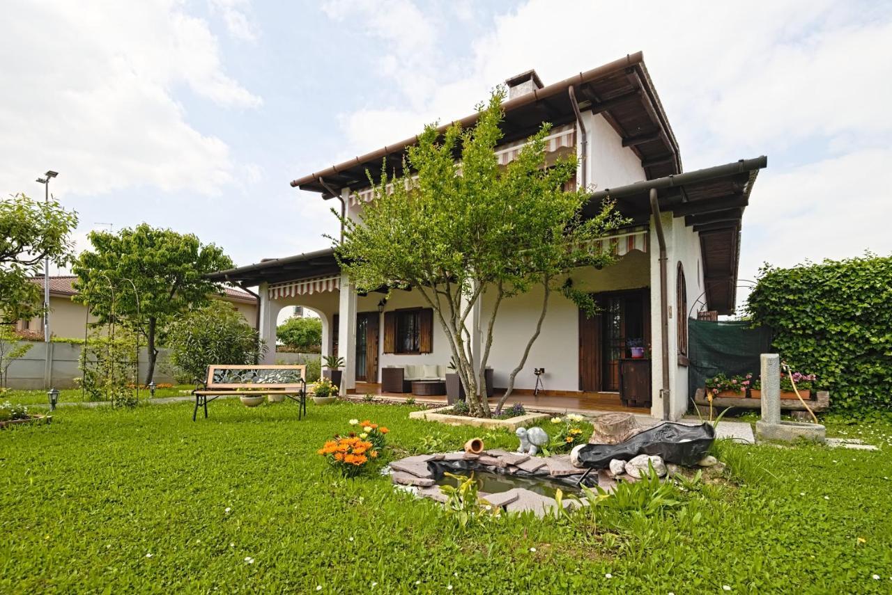 Вилла Vecchia Favola House Куарто-д'Альтино Экстерьер фото